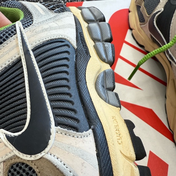 Nike Vomero 5 Men's Sneakers Size 10.5 Pale Ivory/ Smoke Grey - Picture 12 of 13